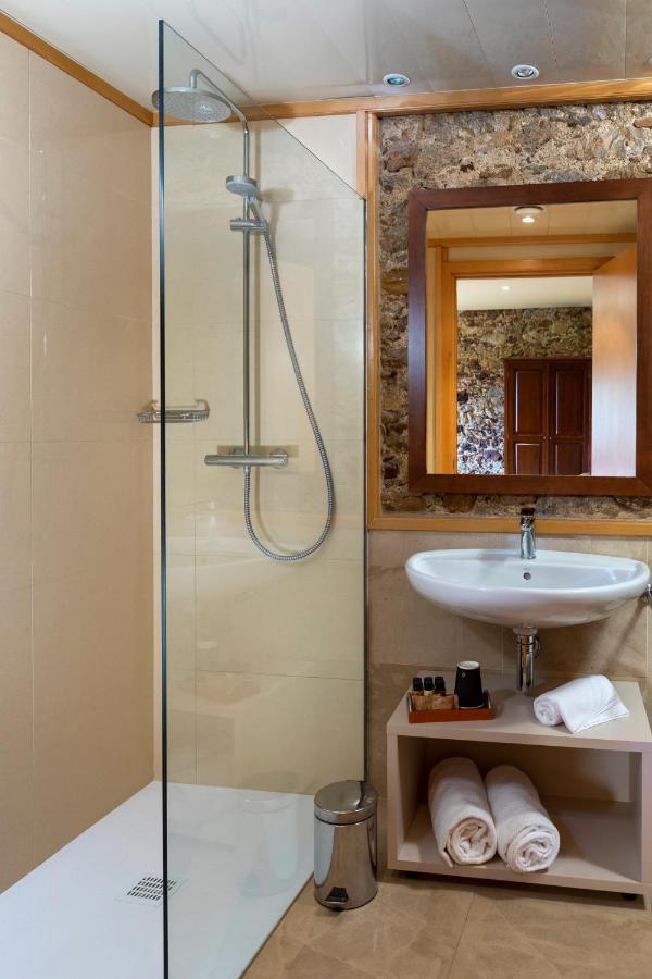 Es Portal Restaurant I Hotel Boutique - Adults Only ปัลส์ ภายนอก รูปภาพ